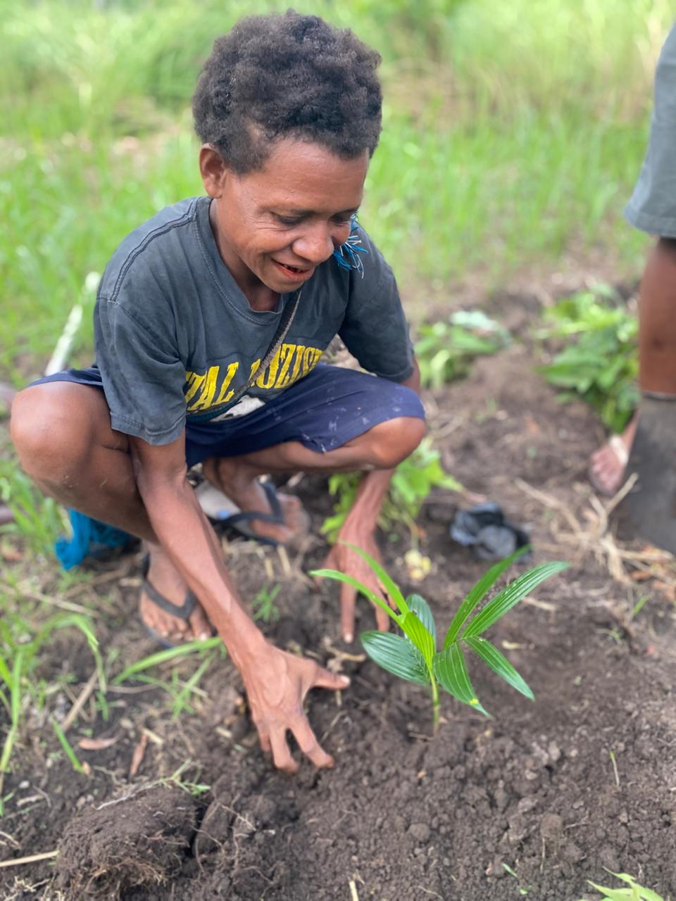 Kegiatan menjaga hutan adat dan lingkungan